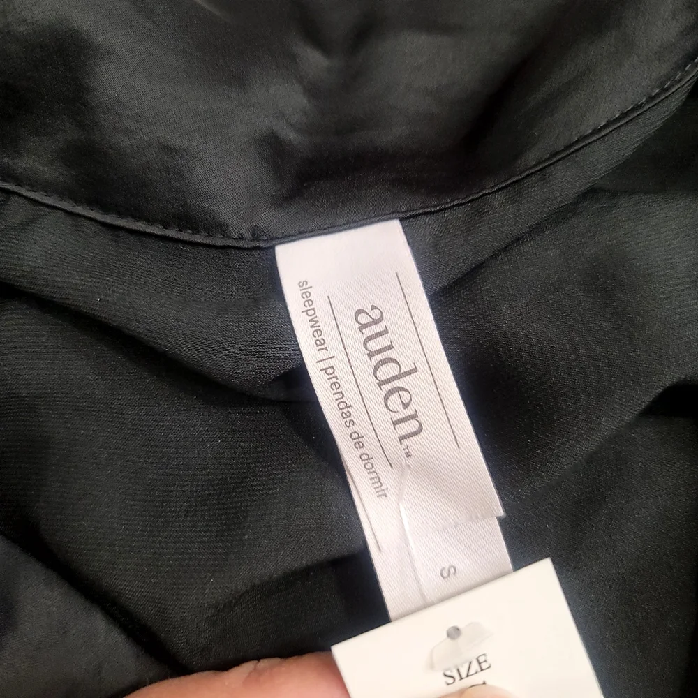 ​NWT Auden Black Long Sleeve ,Shorts Pajama Set Small Silky Luxe Gift